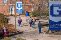 Students on the campus of Glenville State College. (GSC Photo/Kristen Cosner)
