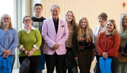 Students meeting President Manchin
