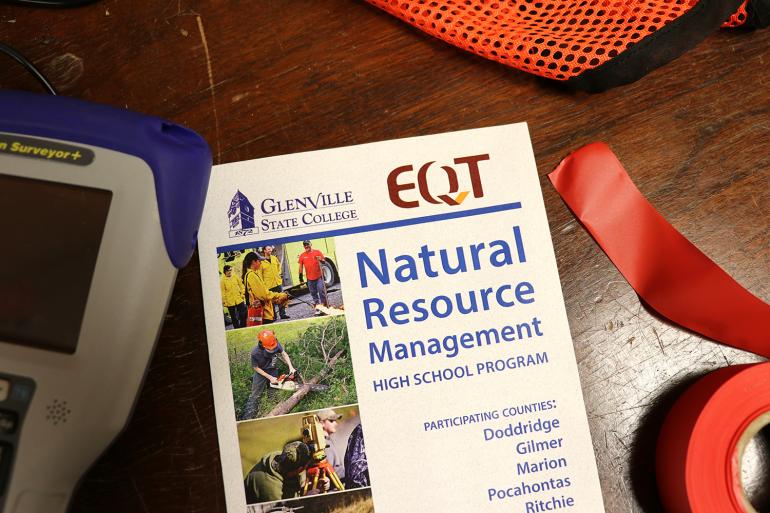 A $15,000 grant from the EQT Foundation will help promote science education within high schools in WV through the GSC Natural Resource Management High School Program (GSC Photo/Kristen Cosner)