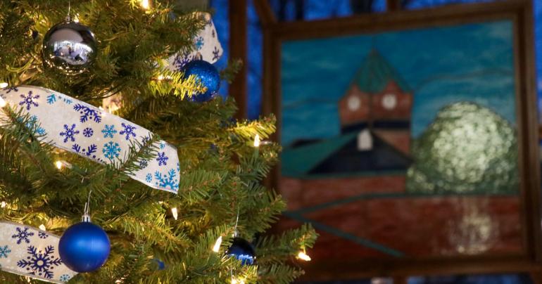 The Christmas tree inside the Robert F. Kidd Library at Glenville State University. (GSU Photo/Kristen Cosner)