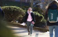 Students walk across Glenville State College’s campus on a chilly Monday, January 10, the first day of the spring 2022 semester. (GSC Photo/Kristen Cosner)