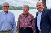 (l-r) Glenville State College Board of Governors member Bob Marshall, WJ “Jack” Hardman, and Glenville State College Vice President of Advancement David Hutchison.